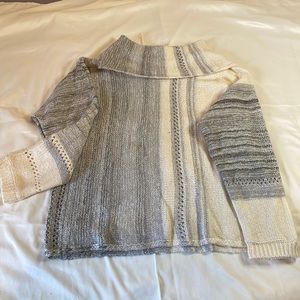 Knox Rose knit sweater